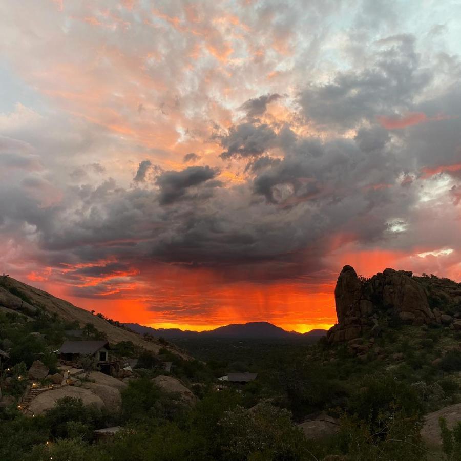 Ondudu Safari Lodge Omaruru Dış mekan fotoğraf