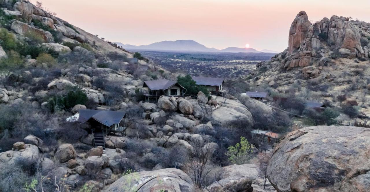 Ondudu Safari Lodge Omaruru Dış mekan fotoğraf